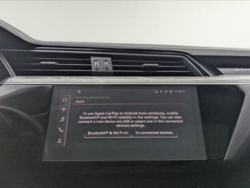Used 2021 Audi e-tron Premium w/ Black Optic Package image 31
