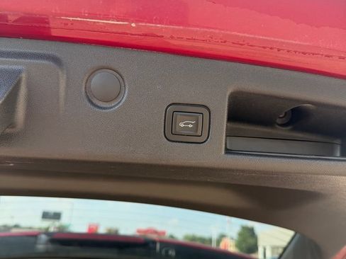 Used 2019 Chevrolet Equinox Premier AWD/4WD image 20