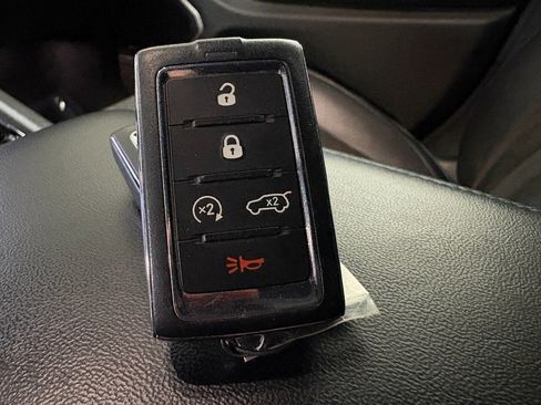 Used 2023 Jeep Grand Cherokee Trailhawk image 17