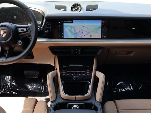 New 2026 Porsche Cayenne Coupe AWD/4WD image 20