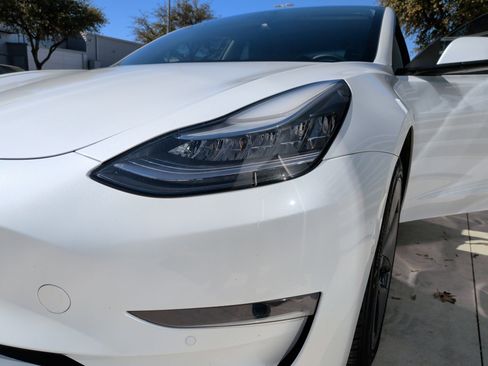 Used 2020 Tesla Model 3 Standard Range image 6
