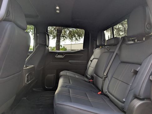 Used 2026 Chevrolet Silverado 1500 High Country w/ High Country Premium Package AWD/4WD image 19