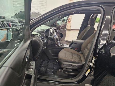 Used 2019 Chevrolet Equinox LT FWD image 29