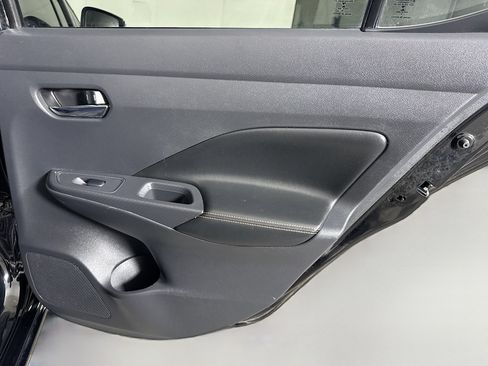 Used 2020 Nissan Versa SR image 28