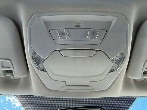 Used 2017 Ford Escape SE w/ Equipment Group 201A AWD/4WD image 37
