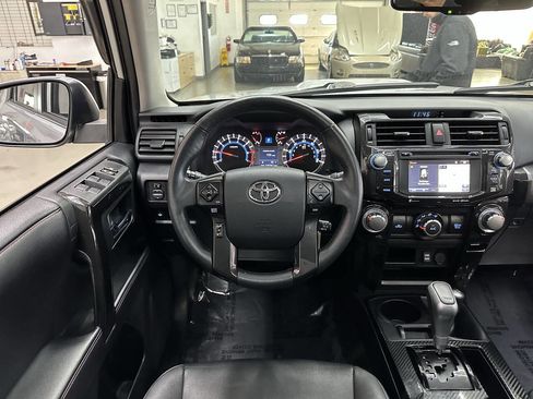 Used 2019 Toyota 4Runner TRD Off-Road Premium image 19