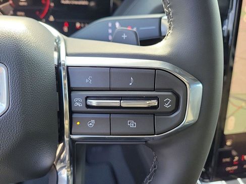 New 2026 GMC Yukon Denali image 23