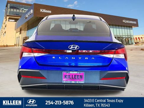 Used 2026 Hyundai Elantra Sport FWD image 8