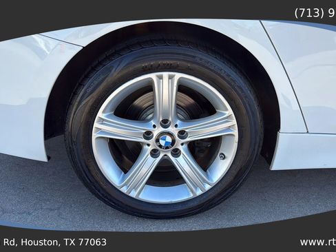Used 2014 BMW 328i xDrive Sedan AWD/4WD image 12