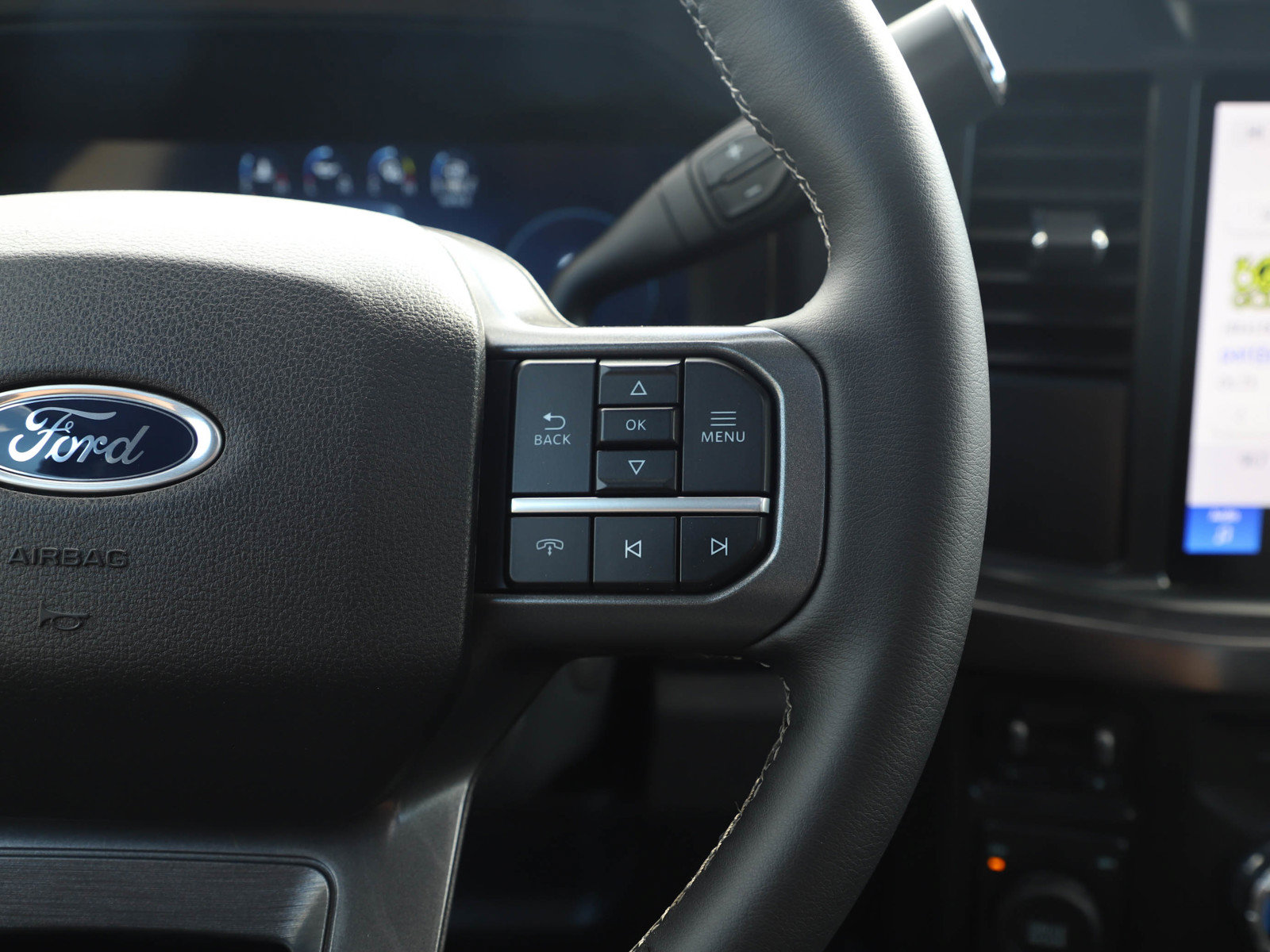 Used 2026 Ford F350 Lariat AWD/4WD image 35