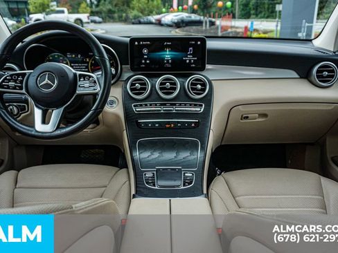 Used 2020 Mercedes-Benz GLC 300 GLC 300 image 25