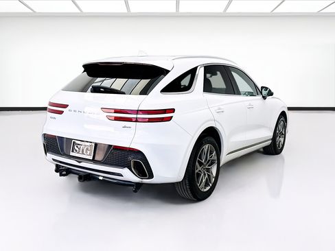 Used 2024 Genesis GV70 2.5T w/ Advanced Package AWD/4WD image 4