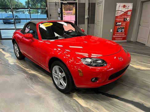 Used 2008 MAZDA MX-5 Miata Sport RWD image 29