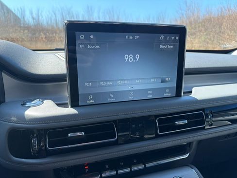 Used 2021 Lincoln Aviator Reserve w/ Elements Package Plus image 34