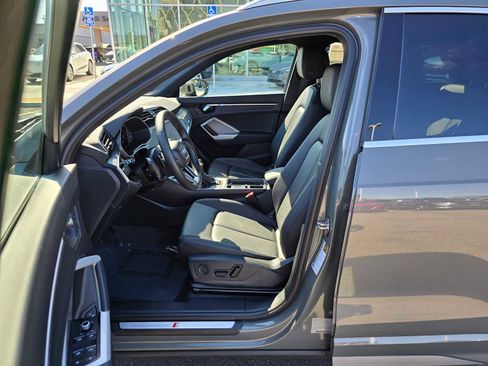 New 2025 Audi Q3 2.0T Premium image 23