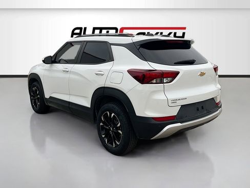 Used 2022 Chevrolet TrailBlazer LT w/ Driver Confidence Package image 5