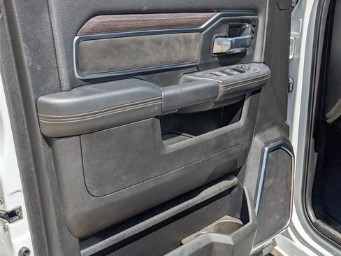 Used 2026 RAM 2500 Laramie AWD/4WD image 13