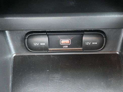 Used 2021 Kia Soul LX image 21