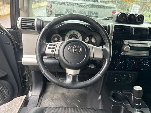 Used 2008 Toyota FJ Cruiser 4WD image 21