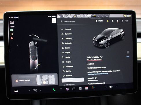 Used 2022 Tesla Model Y Performance image 38
