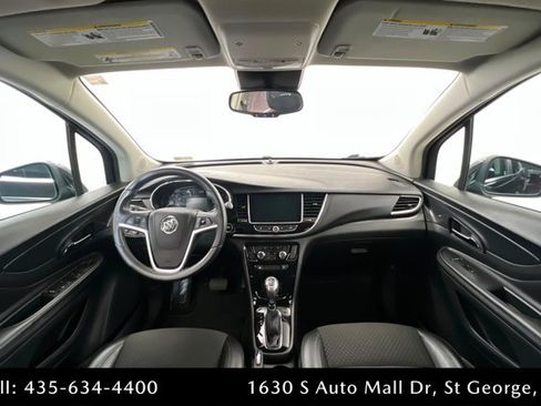 Used 2021 Buick Encore Preferred image 9