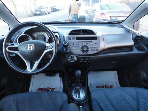 Used 2011 Honda Fit Sport image 18