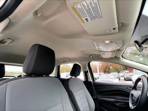 Used 2018 Ford Escape S image 12