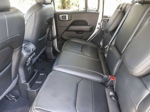 Used 2023 Jeep Wrangler Unlimited Sahara w/ Cold Weather Group AWD/4WD image 20