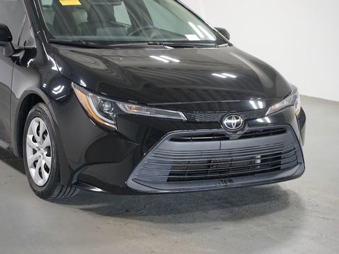 Certified 2023 Toyota Corolla LE image 4