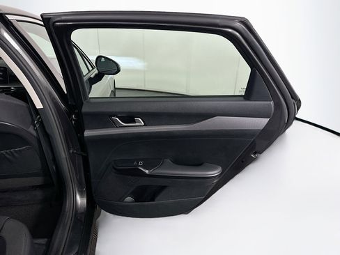 Used 2025 Kia K5 LXS image 27