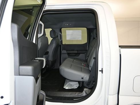 New 2026 Ford F350 4x4 Crew Cab Super Duty image 21