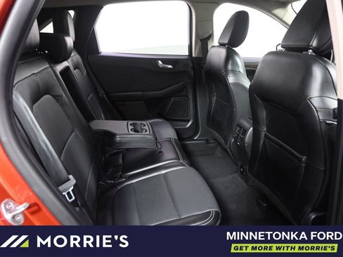 Used 2020 Ford Escape Titanium AWD/4WD image 18