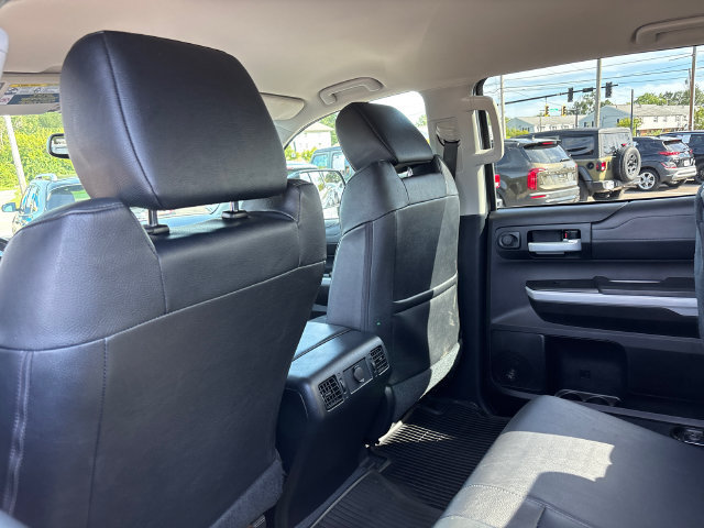Used 2020 Toyota Tundra Limited w/ Limited Premium Package AWD/4WD image 9