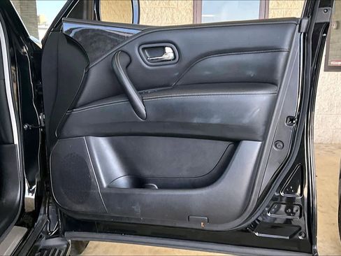 Used 2023 INFINITI QX80 Luxe w/ Cargo Package image 23