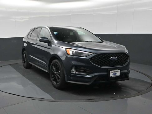 Certified 2024 Ford Edge ST-Line AWD/4WD image 2