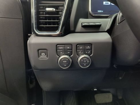 Used 2024 GMC Sierra 2500 Denali w/ Denali Reserve Package AWD/4WD image 14