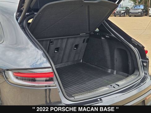 Used 2022 Porsche Macan AWD/4WD image 34