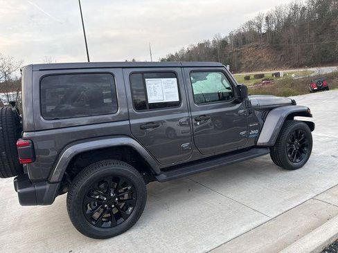 Used 2021 Jeep Wrangler Unlimited Sahara w/ Dual Top Group image 5