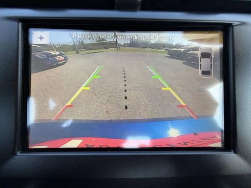 Used 2017 Ford Fusion SE w/ Fusion SE Technology Package FWD image 19