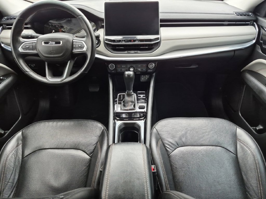 Used 2022 Jeep Compass Limited AWD/4WD image 13