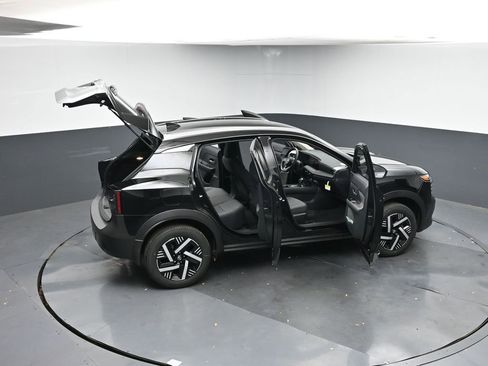 New 2026 Nissan Kicks SV image 42