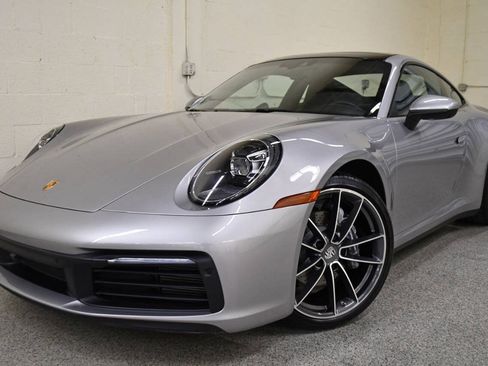 Used 2022 Porsche 911 Carrera w/ Premium Package RWD image 1