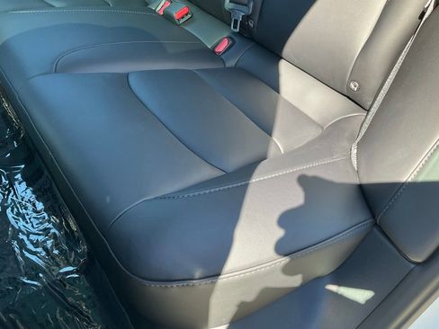 Used 2023 Tesla Model 3 Standard Range image 27