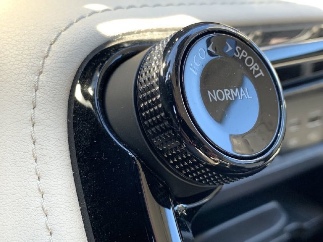 Used 2025 Lexus NX 350h AWD w/ Cold Area Package image 10
