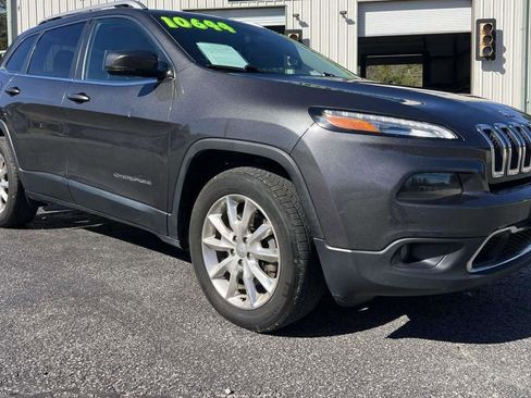 Used 2015 Jeep Cherokee Limited image 1