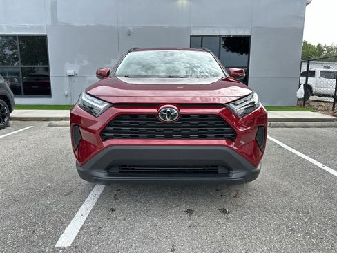 Used 2024 Toyota RAV4 XLE FWD image 12