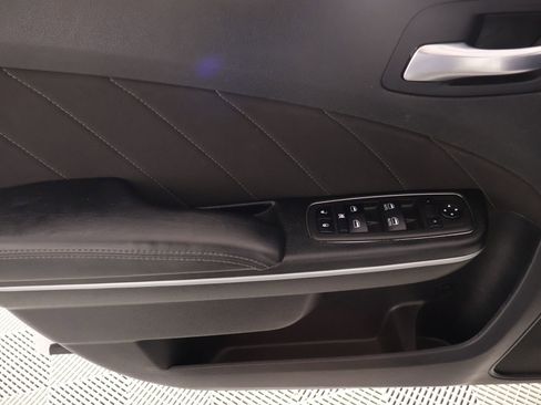 Used 2022 Dodge Charger SXT image 14