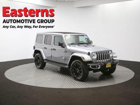 Used 2021 Jeep Wrangler Unlimited Sahara w/ Cold Weather Group image 50