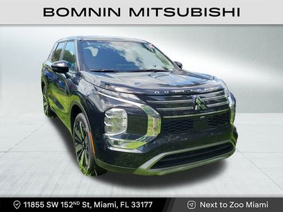 New 2025 Mitsubishi Outlander SE
