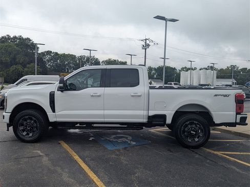 Used 2024 Ford F250 Lariat w/ Sport Appearance Package image 6